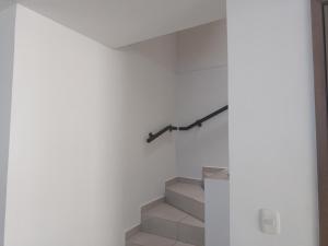 CASA AMOBLADA 4 HABITACIONes