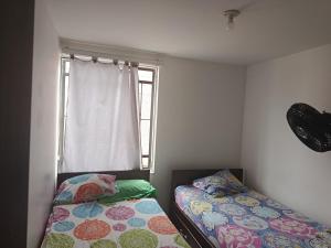 CASA AMOBLADA 4 HABITACIONes