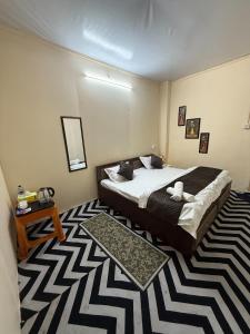 madho kutumb hostel ganga