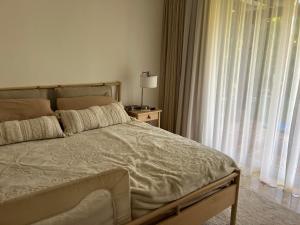 Beautiful condo with Internet