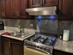 Beautiful condo with Internet