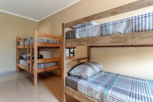 Belo apartamento completo 900 metros do mar Ingleses