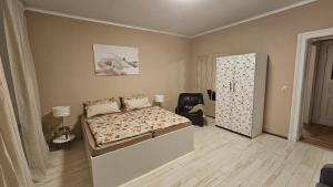 City-Apartment I 85m2 I 2 Schlafzimmer l 5 Betten I Parkplatz frei I WLAN