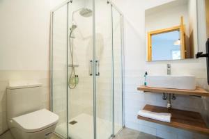 Casa con Encanto en El Espinar by CABANA Rentals