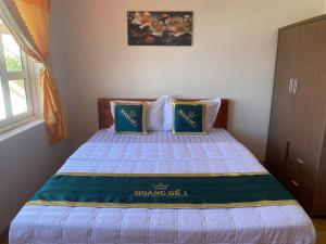 Motel hoàng đế 1