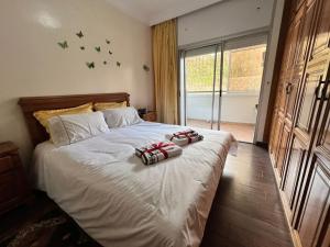 Lovely 2 BR Sweet Atlas City Center And Quiet 10 min From Beach