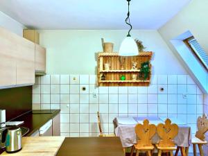 APARTAMENT GIMNAZJALNA 8a (Maria Mąka)