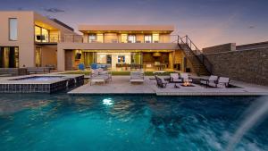 Scottsdale escape with luxury & endless amenities