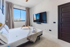 Atlantic View Premium Oceanfront Penthouse