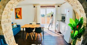 Art House Seaview Spartylas