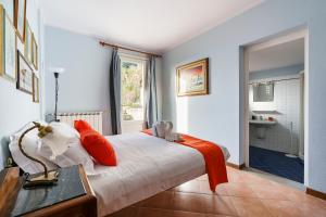 Villa Il Poggiolino Luxury Tuscan Villa with Garden and Panoramic Views