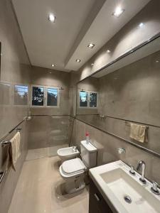 Casa cerca de Paso de la Patria para descanso para 10a20 personas