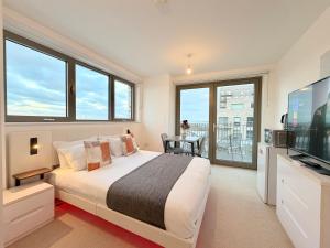 Riverside Rooms and Apartments