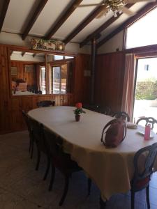 Casa 14 personas, condominio, lago Rapel