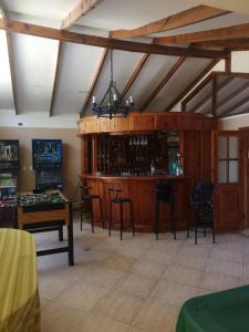 Casa 14 personas, condominio, lago Rapel