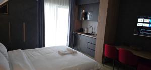 Bor 007 Tara, Kaluđerske bare