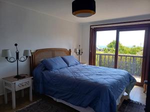 Amplia casa frente al mar, camino a Punta de Lobos