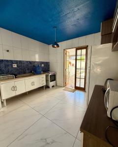 Casa completa Av Roberto da Silveira