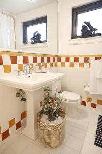 Private Coastal Apartment 2BR 1BA Near Brickell