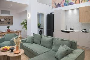 Hanim 2BR Loft Apartment - Garden & Indoor Parking