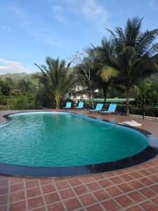 Khao Sok Country Resort