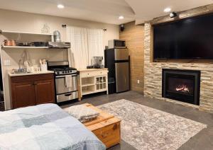 Aurora Ridge - A Charming Studio