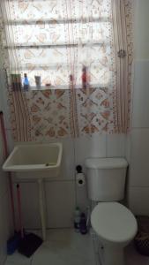 Kitnet praia Ocian 300 m praia