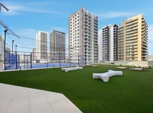 Stylish 1BR with Private Pool Near Circle Mall