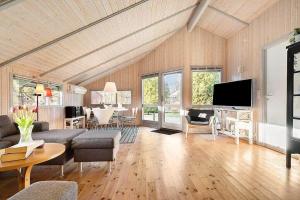 R968-Rodvig-Skovstumperne-8