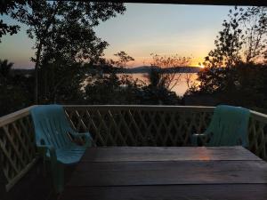 Totò Pizza Bungalows and Sea View Restaurant