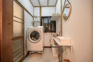 Ueno Asakusa Area Spacious 90sqm Home Comfortable Tokyo Stay Up to 8 Guests