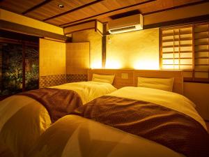 Tetsu-juro former Ogunis residence , Himeji Castles back parlor-like"400-year-old inn"