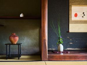 Tetsu-juro former Ogunis residence , Himeji Castles back parlor-like"400-year-old inn"