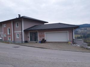 Luxury Retreat with Breathtaking Panoramic View