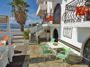 Villa Belmar Self-Catered Apartments Evia Greece