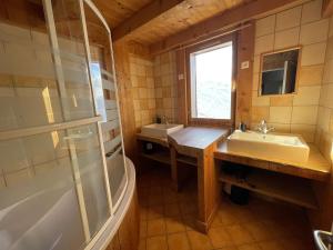 Duplex 6 pers. Val Thorens, vue ouest, pied des pistes - FR-1-637-99