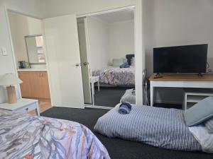 2 bedroom Apartment in resort Jetty available