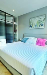 Bright Modern Phuket Home Title Legendary Bangtao