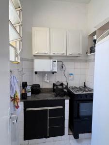 Na quadra da praia, refúgio em copacabana