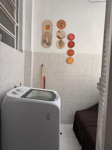 Na quadra da praia, refúgio em copacabana