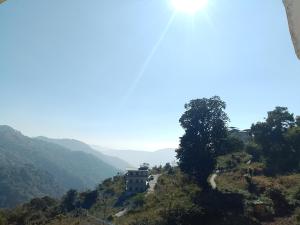 Mount Breeze-Nearby Bhimtal lake and Kainchi Dham