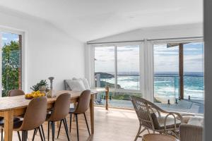 Ocean Overlook - Rennies Beach holiday haven