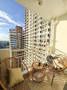 Midhaven Suite