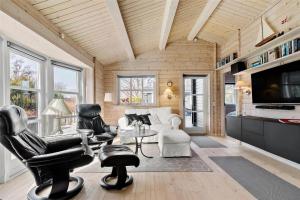 12267-Sjaellands-Odde-Laerkekrogen-9