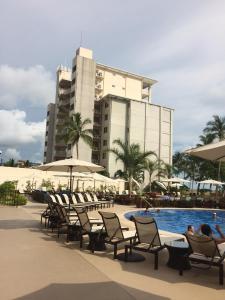 The Palms Ocean Club Resort