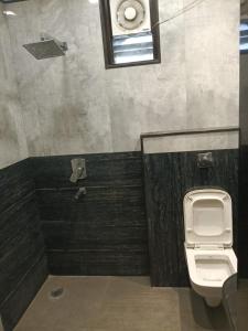 vaani lodging