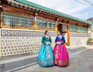 Leedo Hanok