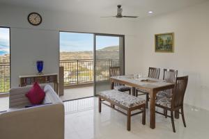 4BHK High Rise Perfect for Monthly Long Stays