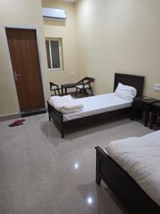 Hotel Bhargav Palace