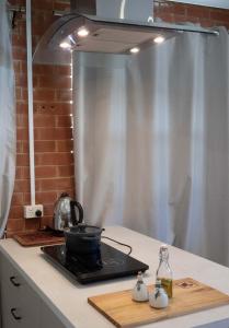 Pet Friendly Studio with Views Near Hahndorf